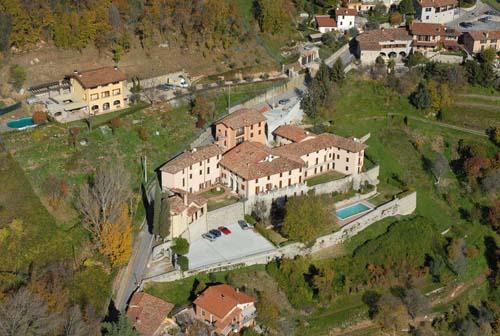 Appartamento in ex-convento vista lago 6