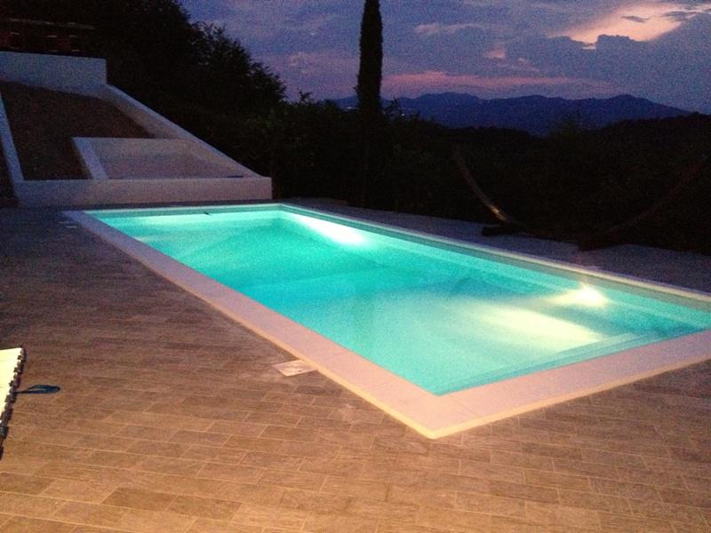 Villa vista lago con piscina in elegante residence 3